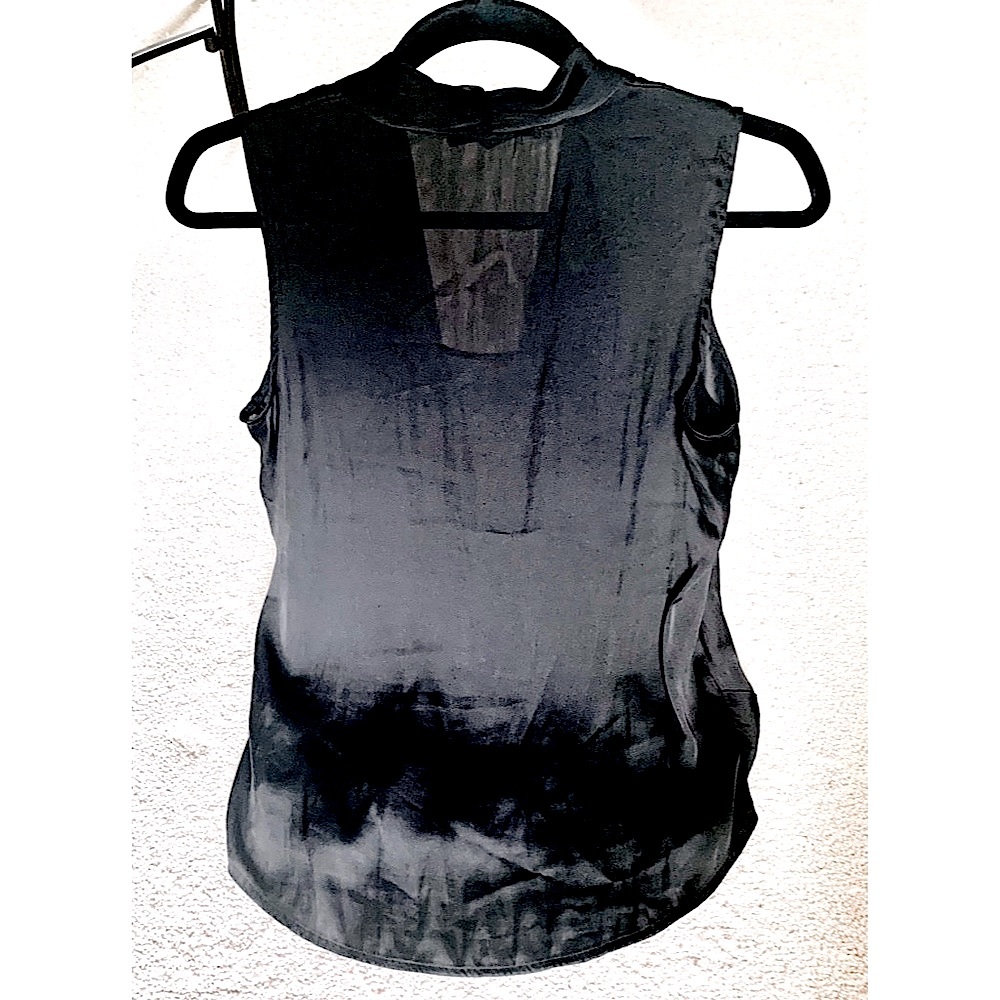 KENNETH COLE - Silky Soft Black Satin Sleeveless Top🖤 (Medium) **LIKE NEW!!!🎁** - Picture 3 of 4
